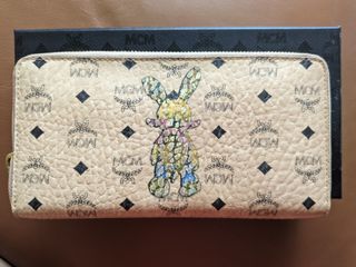 (Category: ) located in . Submitted by hollymarcade (Listing ID 1275937060, Image 1). Description: .