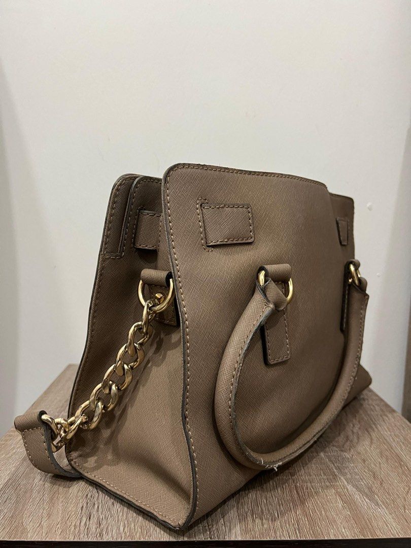 Michael kors long store strap shoulder bag