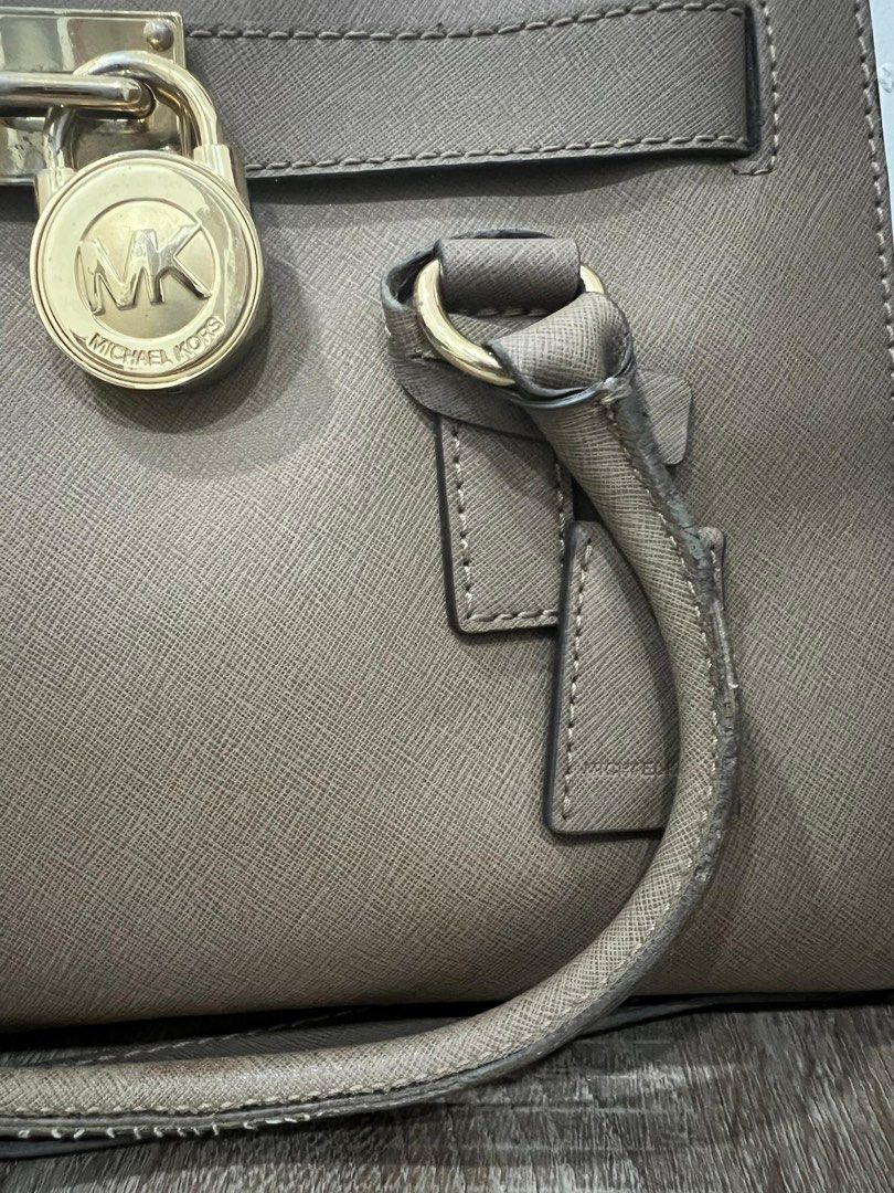 Michael kors long outlet strap shoulder bag