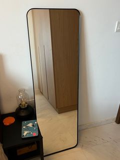 (Category: ) located in . Submitted by luciaoro (Listing ID 1276010439, Image 1). Description: .