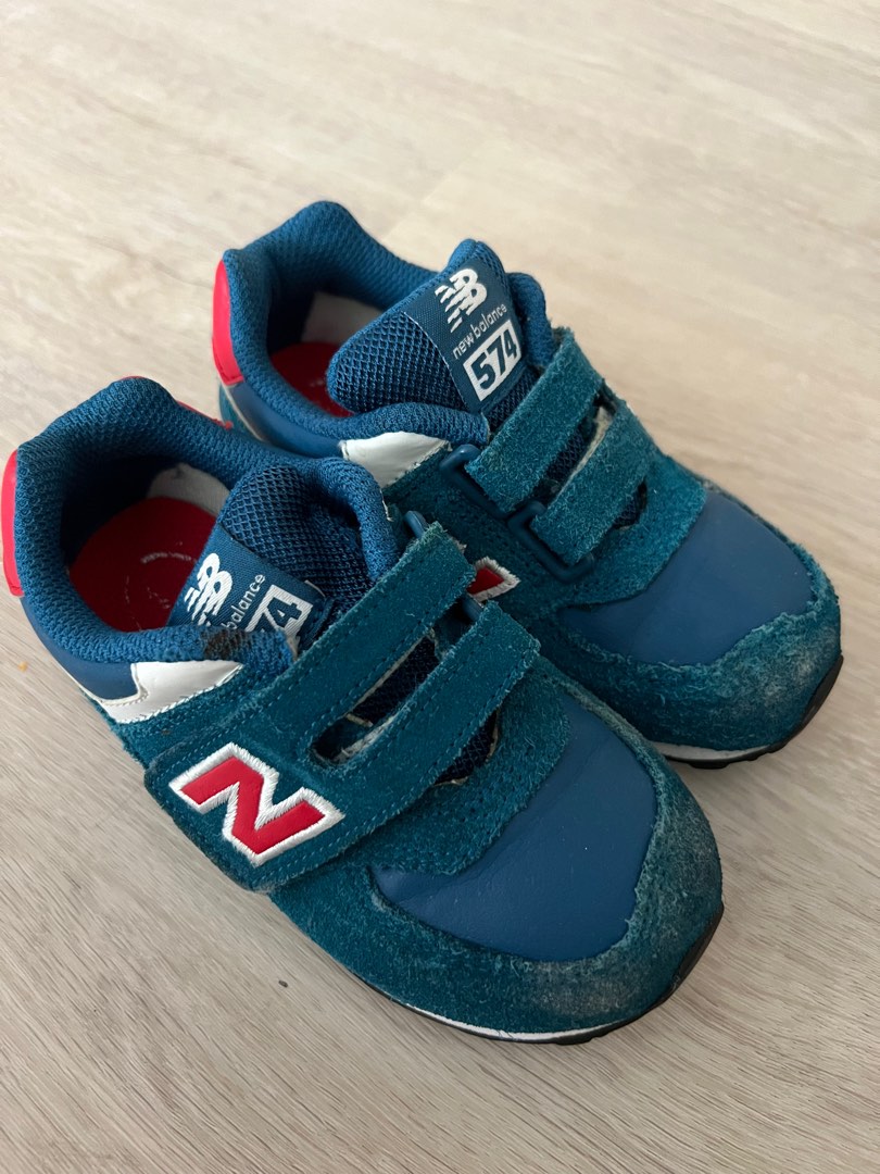 New balance baby 2025 sandals