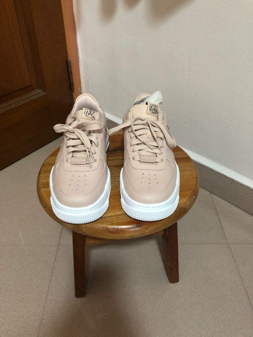 beige air force 1 pixel