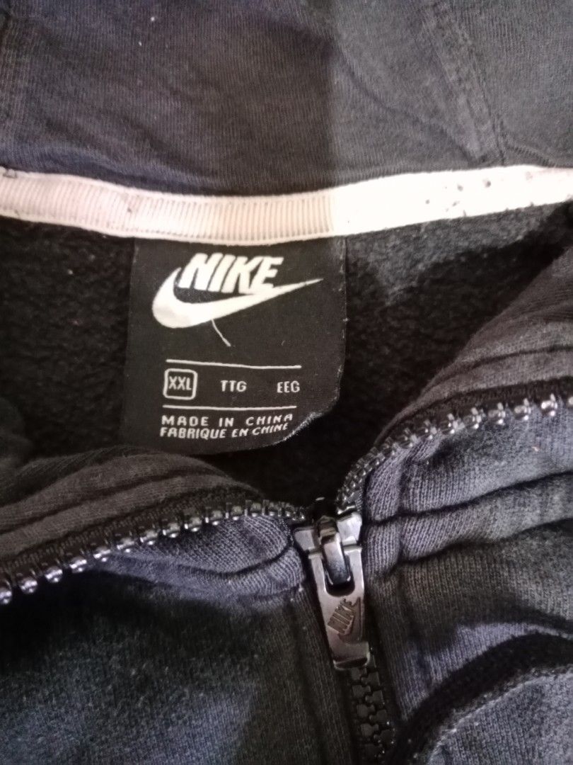 NIKE BIG SWOOSH, Men's Fashion, Coats, Jackets and Outerwear on Carousell