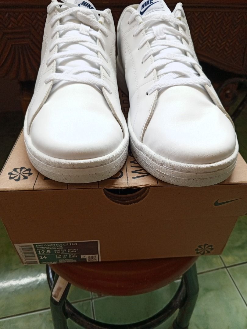 Nike court royale 47 top