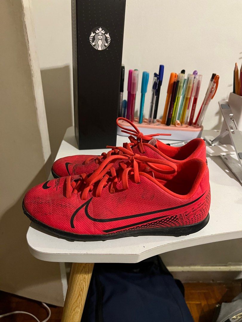 Nike mercurial vapor size 5 discount