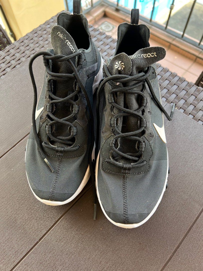Nike React Element 55 (Black and White) for Men US 9 (Category: Sneakers) located in Pasig City. Submitted by thriftypesos (Listing ID 1276009715, Image 2). Description: US 9 Nike logo fade at the back No box, left in Macau Bought in Macau, Dec. 2019 RFS: Barely used, letting go Meetups: SM Marikina / Ayala Malls Feliz / Trinoma / Vertis North COD via Lalamove.