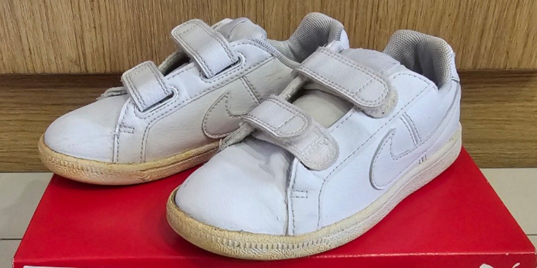 Nike white velcro shoes, Babies & Kids, Babies & Kids Fashion on Carousell