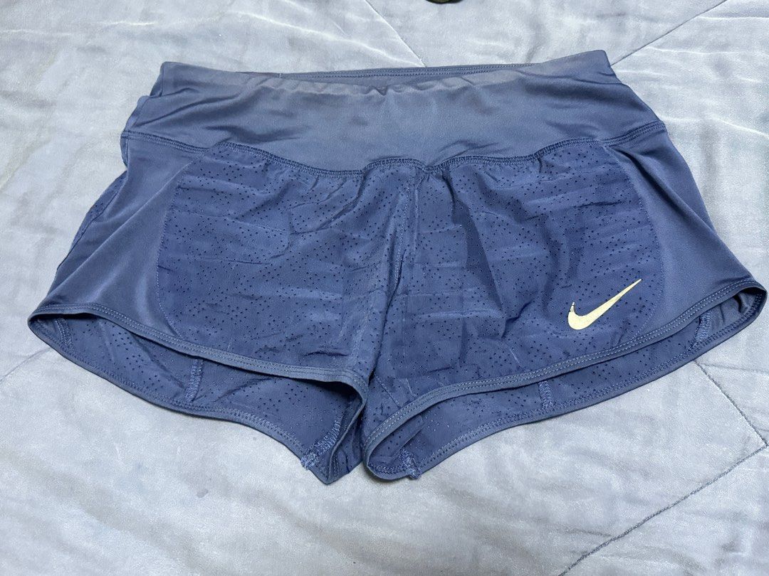 Nike Women s Dry Crew Shorts