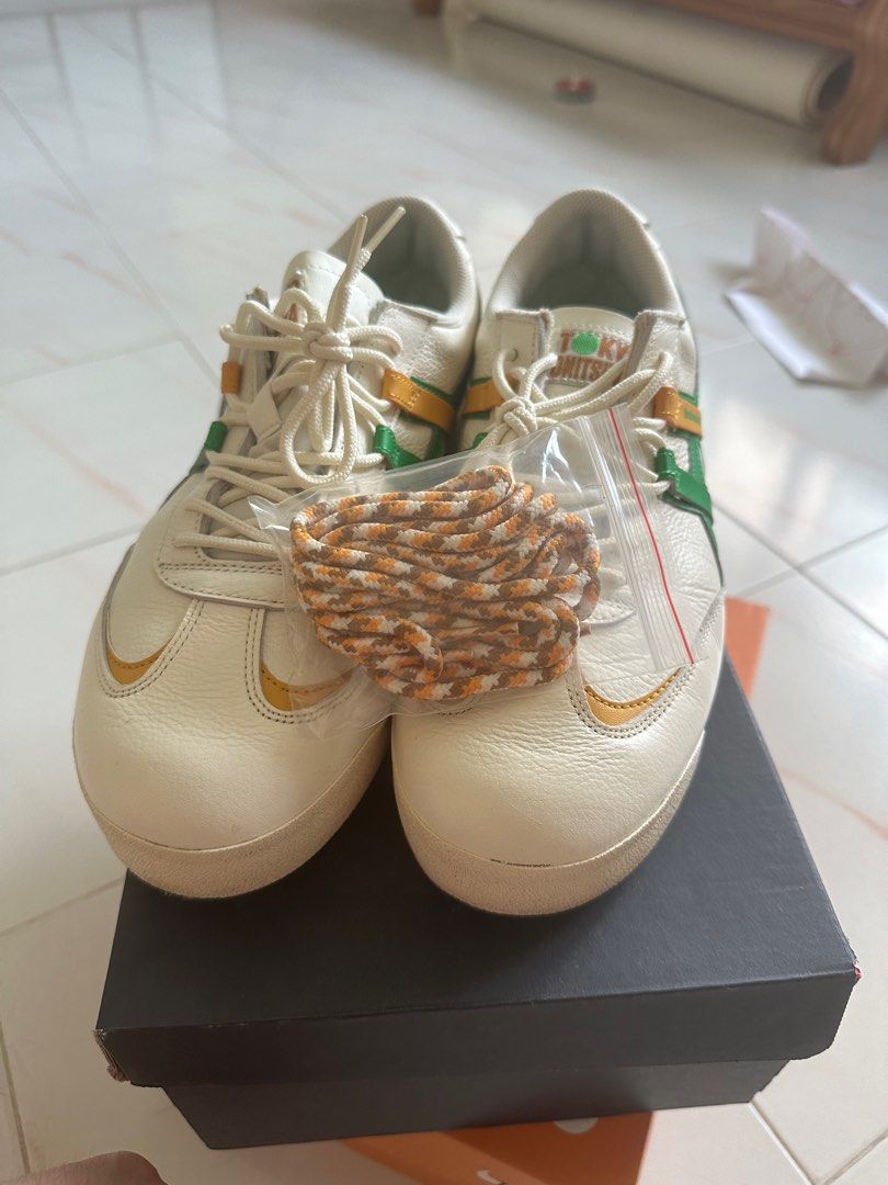 Onitsuka Tiger Delegation EX (Category: Sneakers) located in Singapore. Submitted by claytonnnwj (Listing ID 1275972973, Image 3). Description: Selling a preloved pair of Onitdula Tiger Delegation EX as I am no longer wearing it. As from the picture, the shoes are still in good condition. Shoes are 100% authentic.