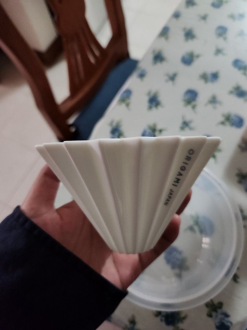 Origami dripper white, Food & Drinks, Beverages on Carousell