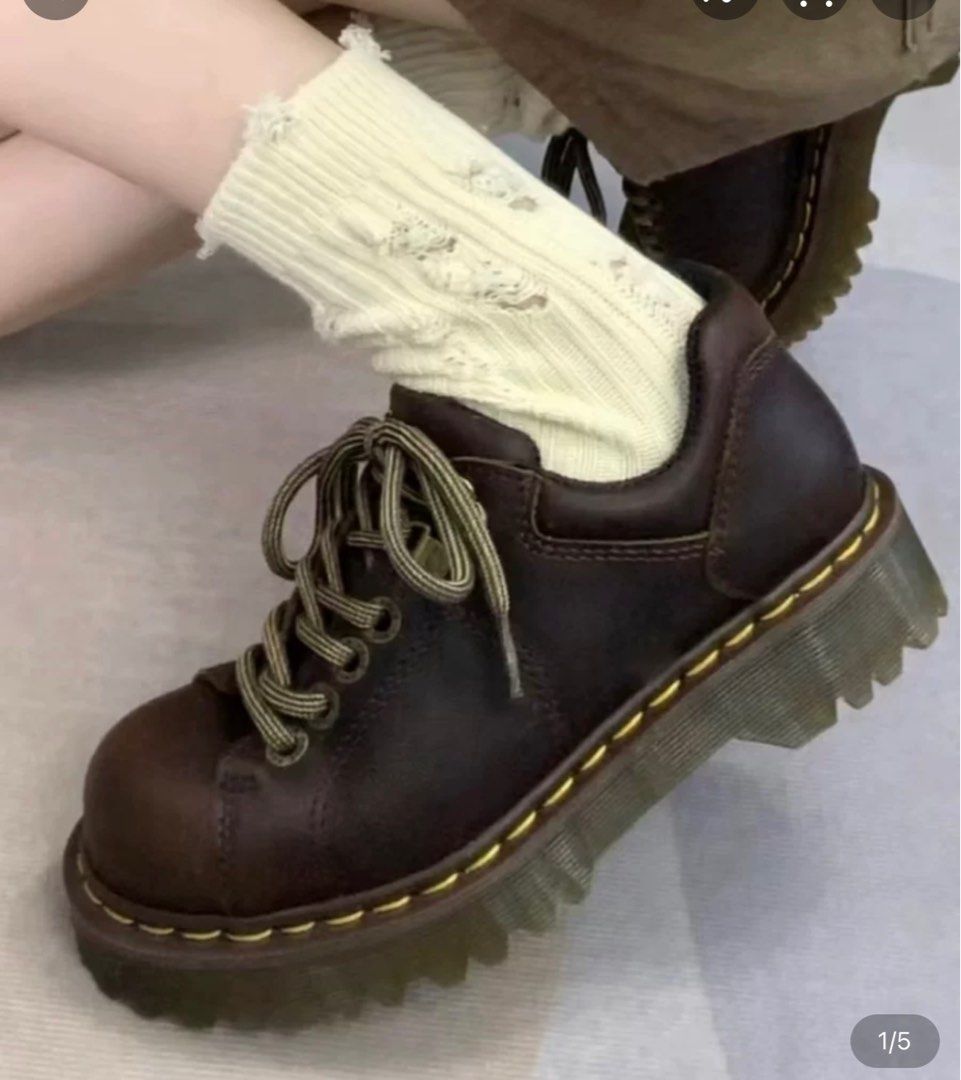 Chunky platform hiking discount boots