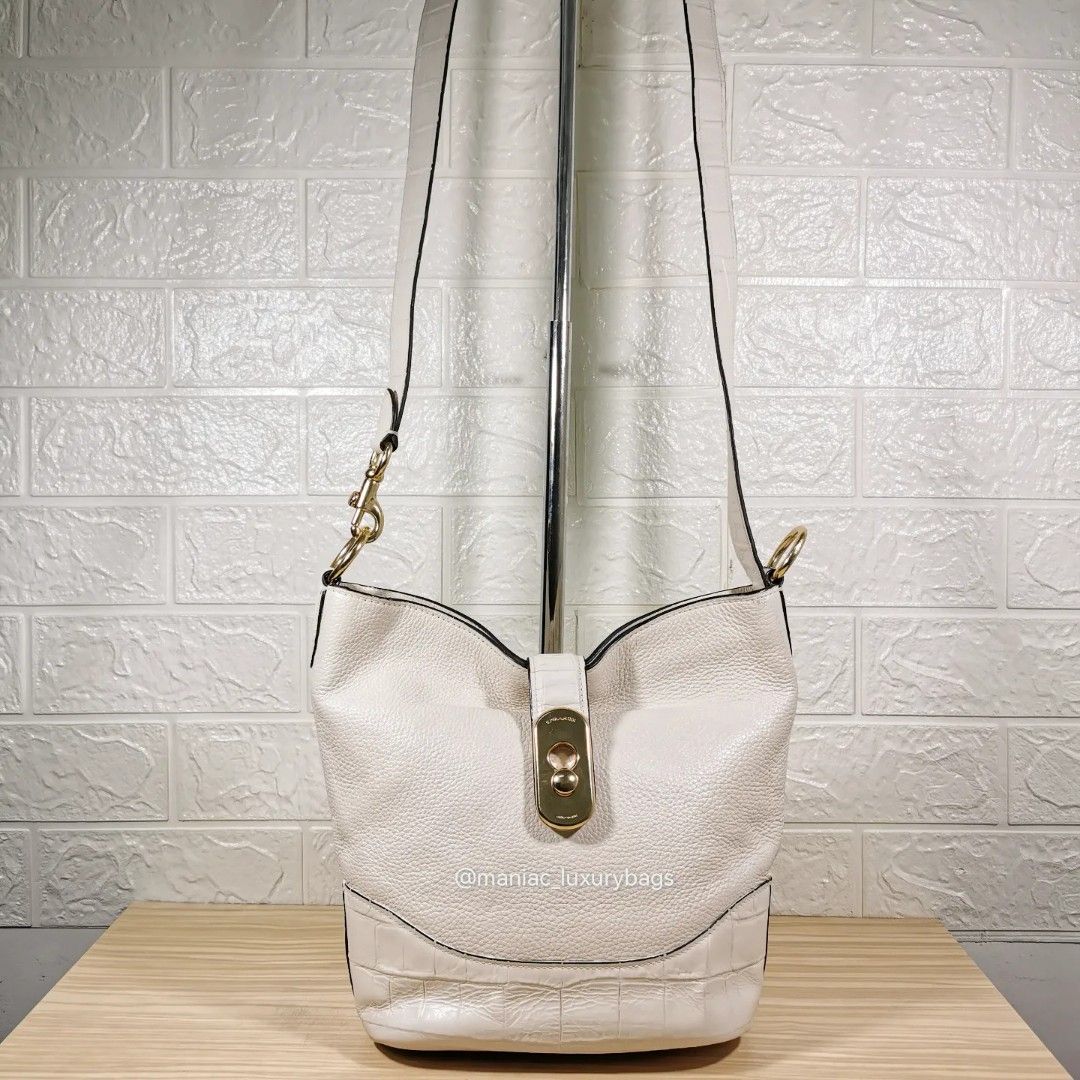 Coach shop amber duffle