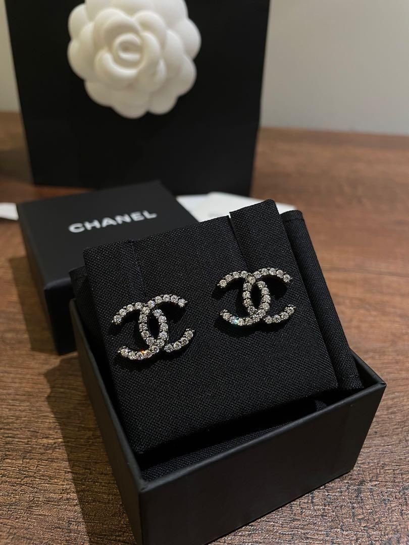 Chanel earrings price shop