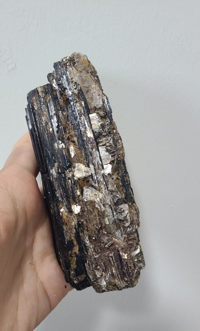 Golden mica shop with black tourmaline