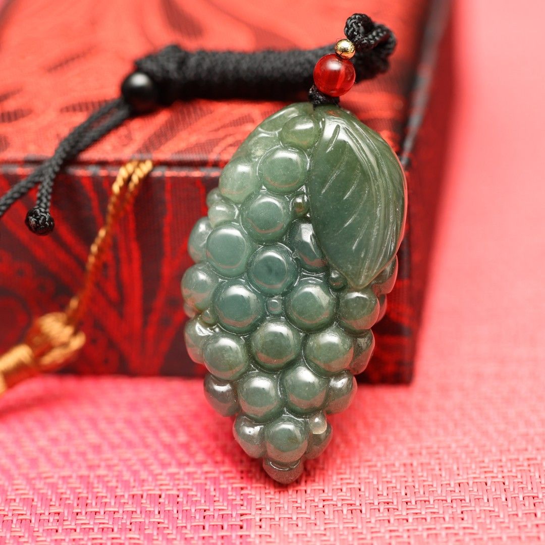 Real jade clearance stone necklace
