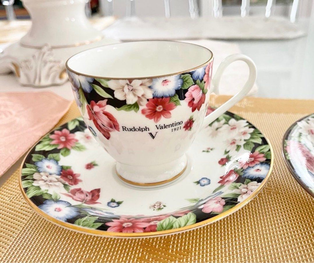 Rudolph Valentino cup & saucer set (Category: Coffee & Tea Tableware) located in Mandaluyong City. Submitted by daisys.collection (Listing ID 1275997813, Image 2). Description: Rudolph Valentino cup & saucer set 2 cups and 2 saucers Guaranteed original purchased from Japan Brand new without box Buyer pays for shipping (Grab/Lalamove) Payment via Gcash, Maya or PNB Fund transfer RFS: Decluttering my vast collection No meet ups.