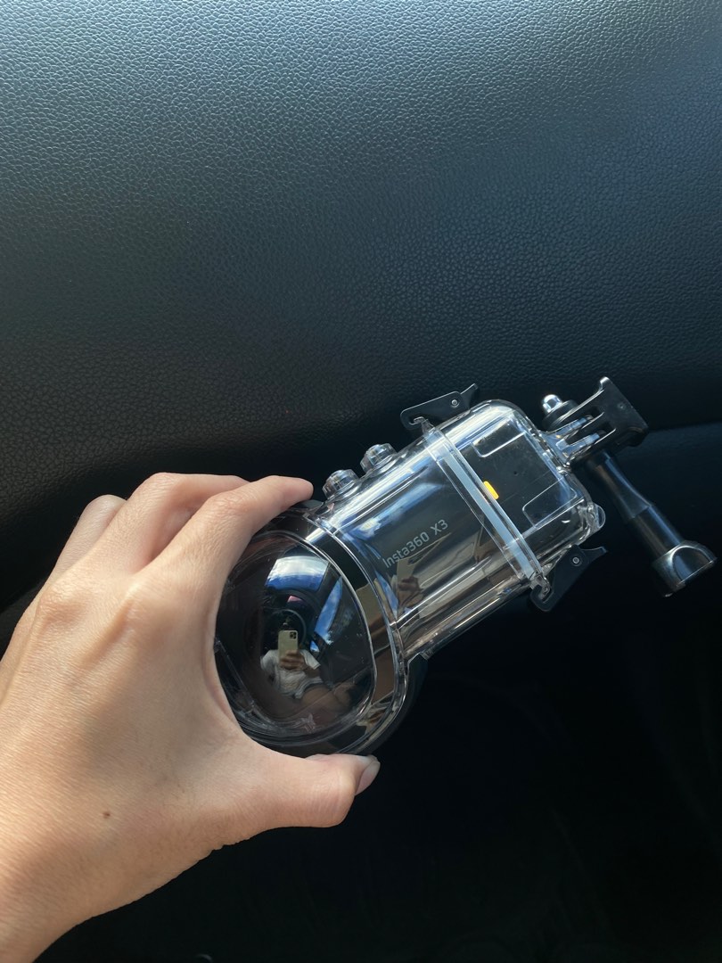 Rush insta360 x3 with free magic stick and diving case mobile phones