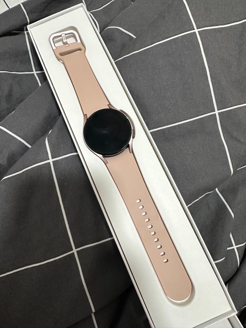 Galaxy watch rose gold band best sale