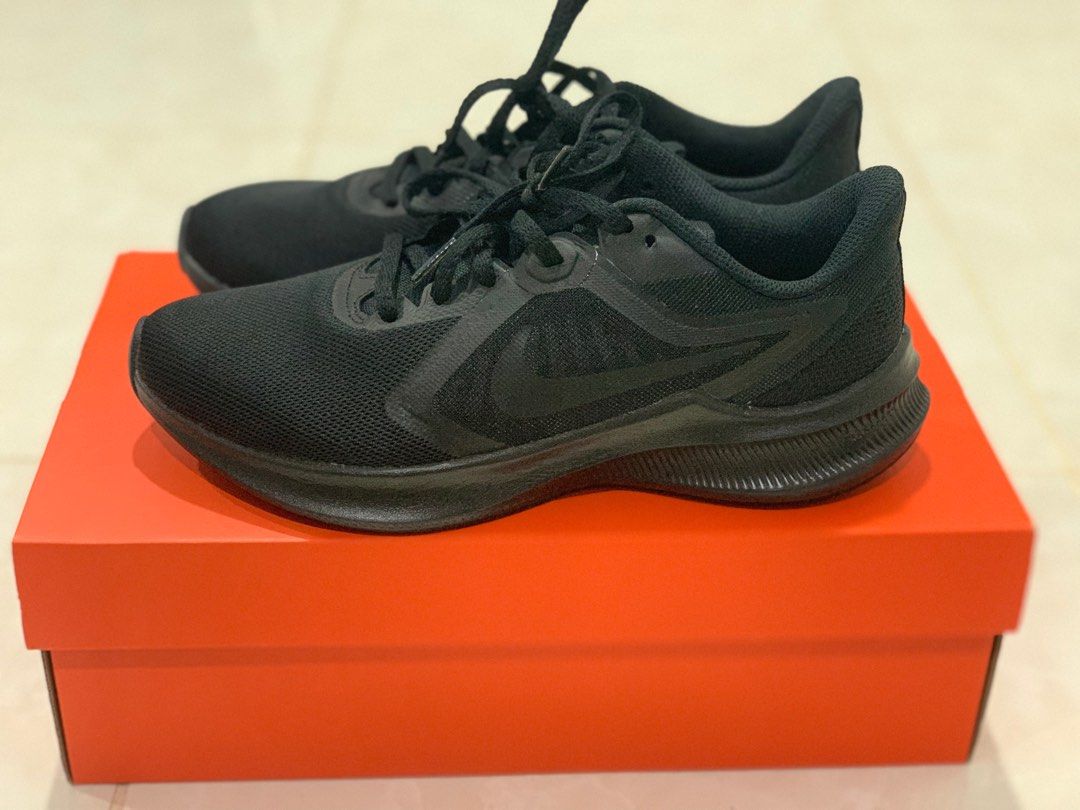 Nike downshifter deals mens trainers