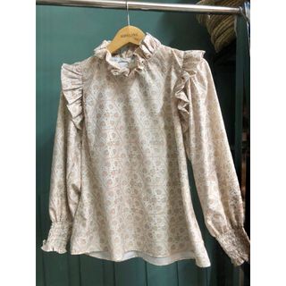 (Kategori: ) berada di . Dikirim oleh PrelovedbyLittle_Family (ID iklan 1276058771, Gambar 1). Deskripsi: .
