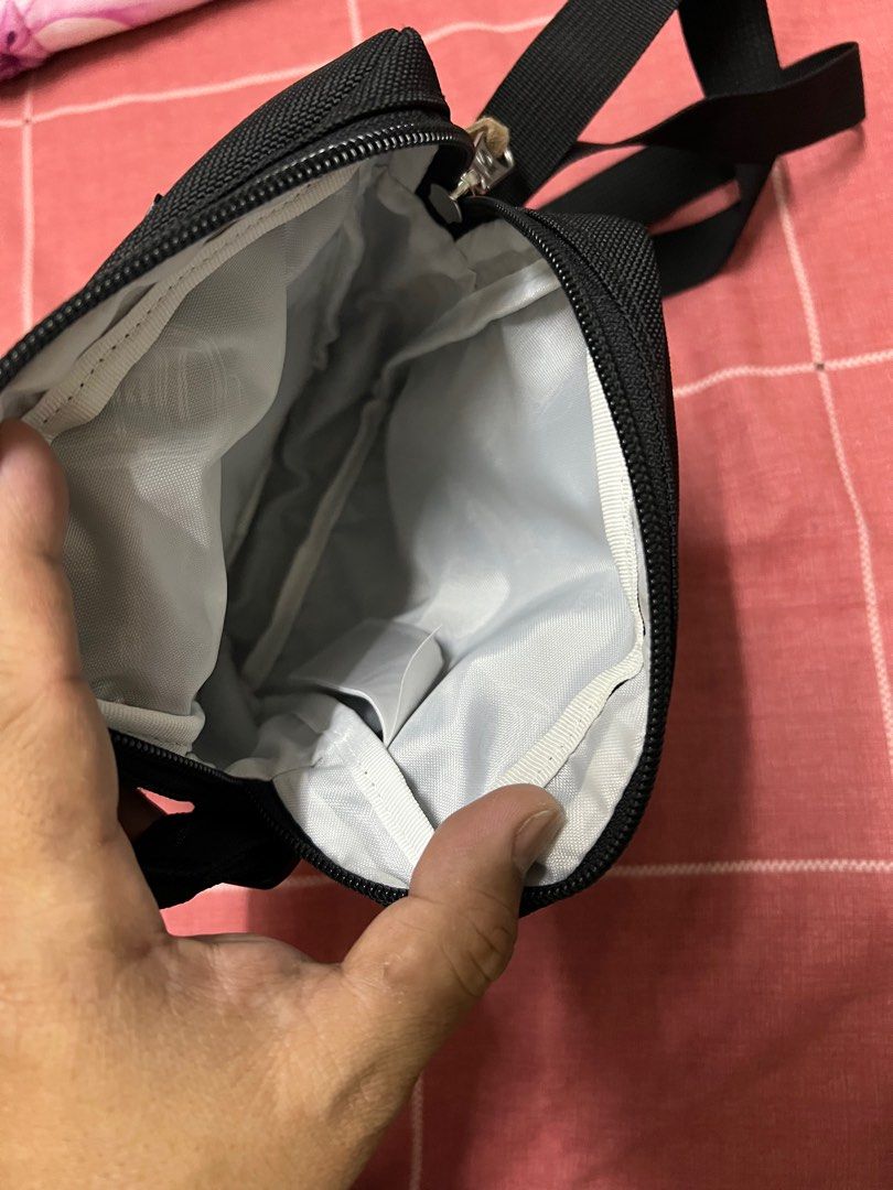 Sling bag Jan sports Men s Fashion Bags Sling Bags on Carousell