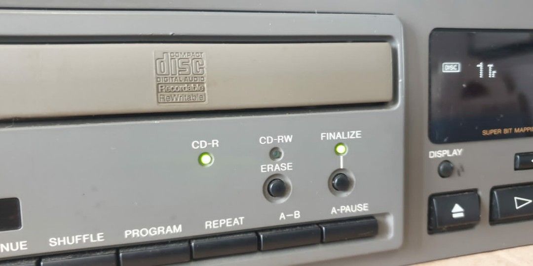 Sony professional cdr recording deck audio soundbars speakers