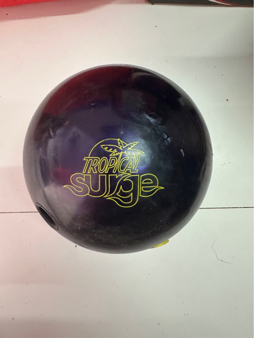 Storm Bowling Ball Storm Tropical Surge Bowling Ball 14lb