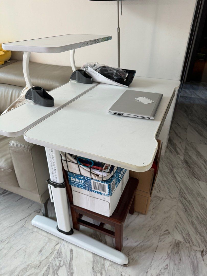 Study Table ergonomics (Category: Tables & Sets) located in Singapore. Submitted by twlih1 (Listing ID 1275996552, Image 1). Description: .