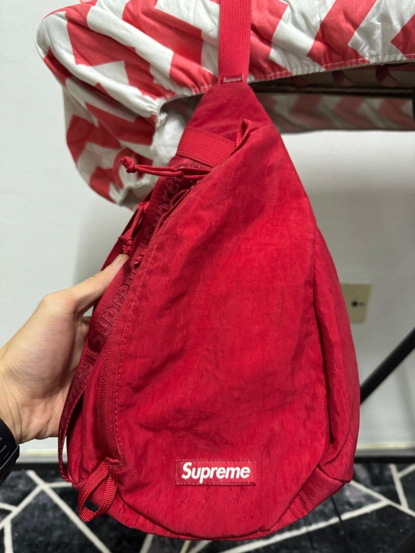 Supreme sling bag fw20 sales