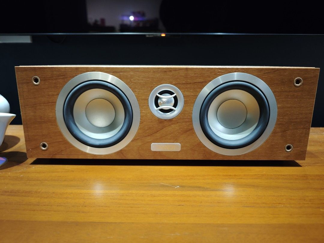 Tannoy center discount channel speaker