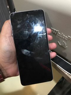(Category: ) located in . Submitted by sneakeristph (Listing ID 1276061549, Image 1). Description: .