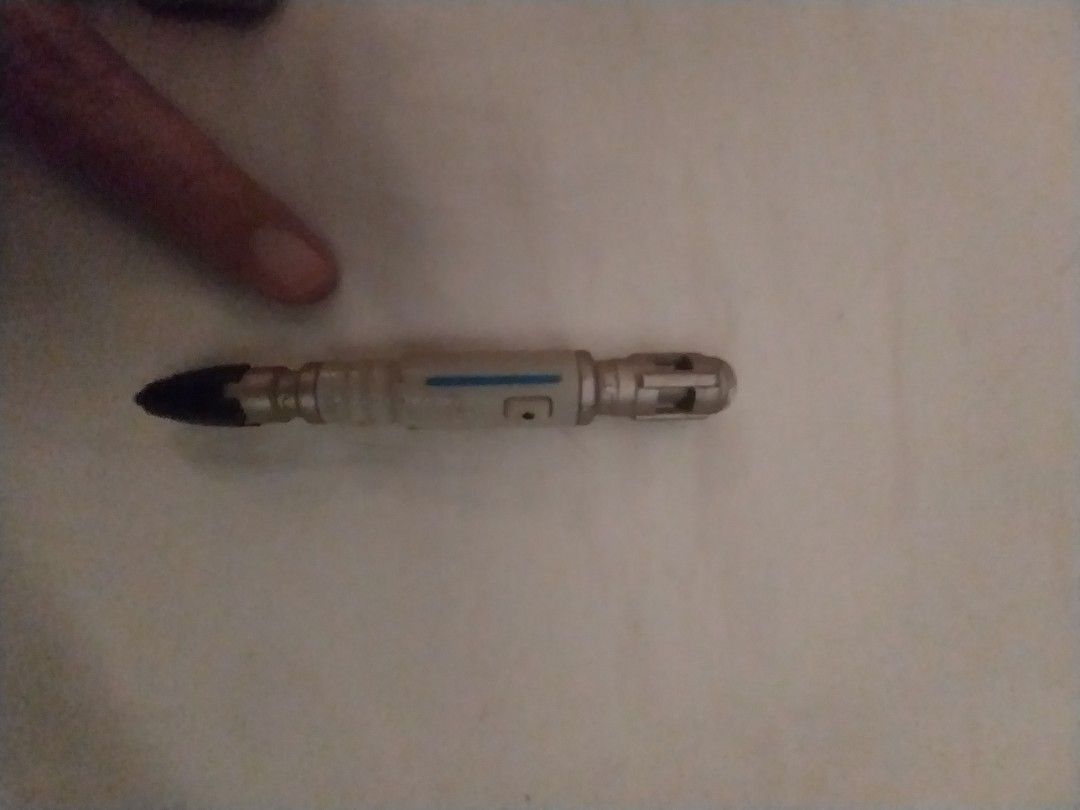 Tenth Doctor Sonic Screwdriver keychain, Hobbies & Toys, Toys & Games