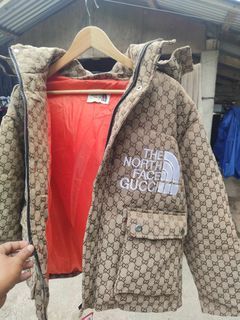 The North face x Gucci Puffer Jacket