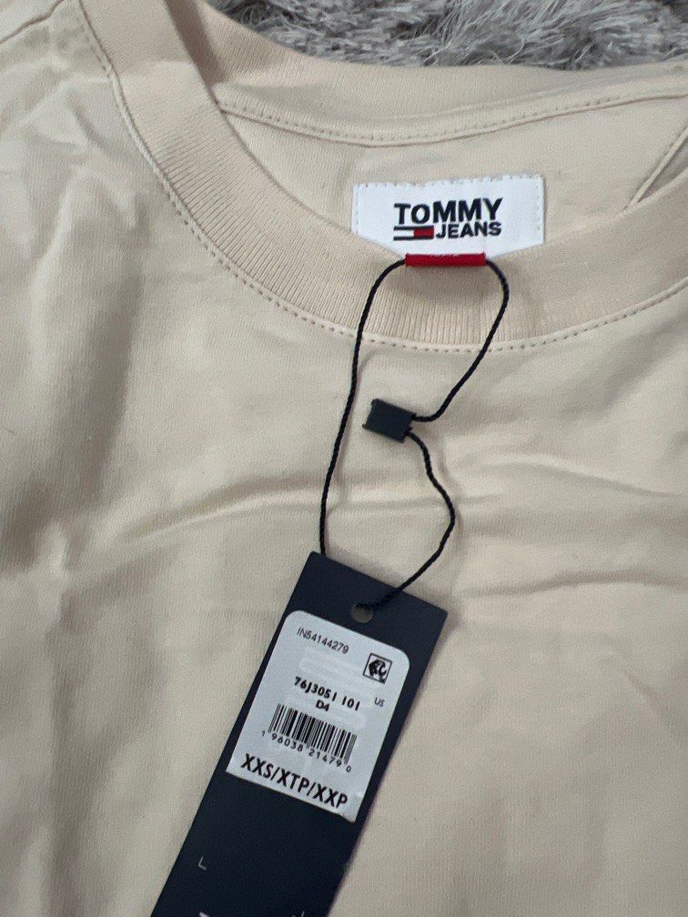 Tommy sales jeans tag