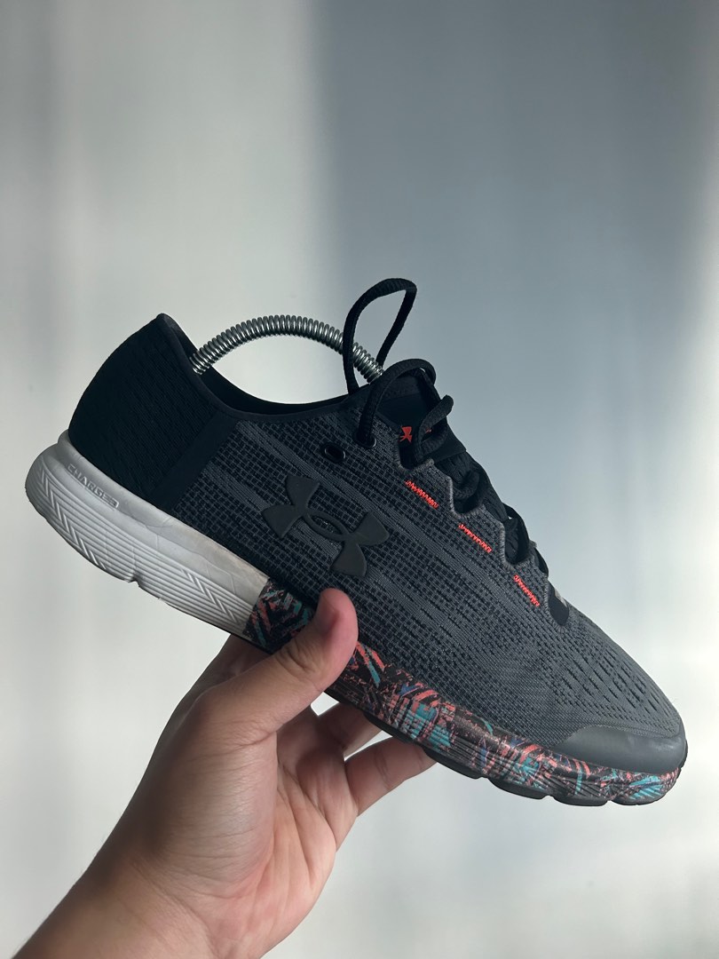 Under armour speedform deals velociti record equipped