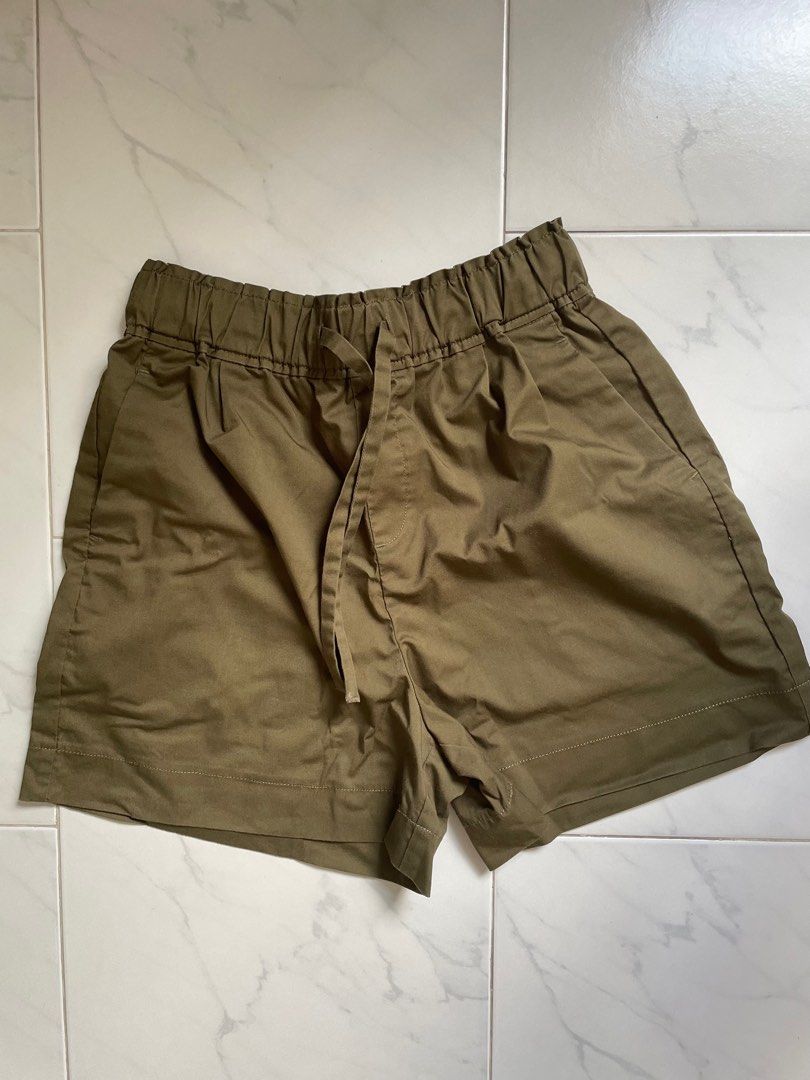 Uniqlo drawstring shorts Women s Fashion Bottoms Shorts on