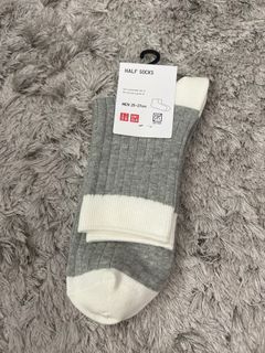 Uniqlo Half Socks Gray and White