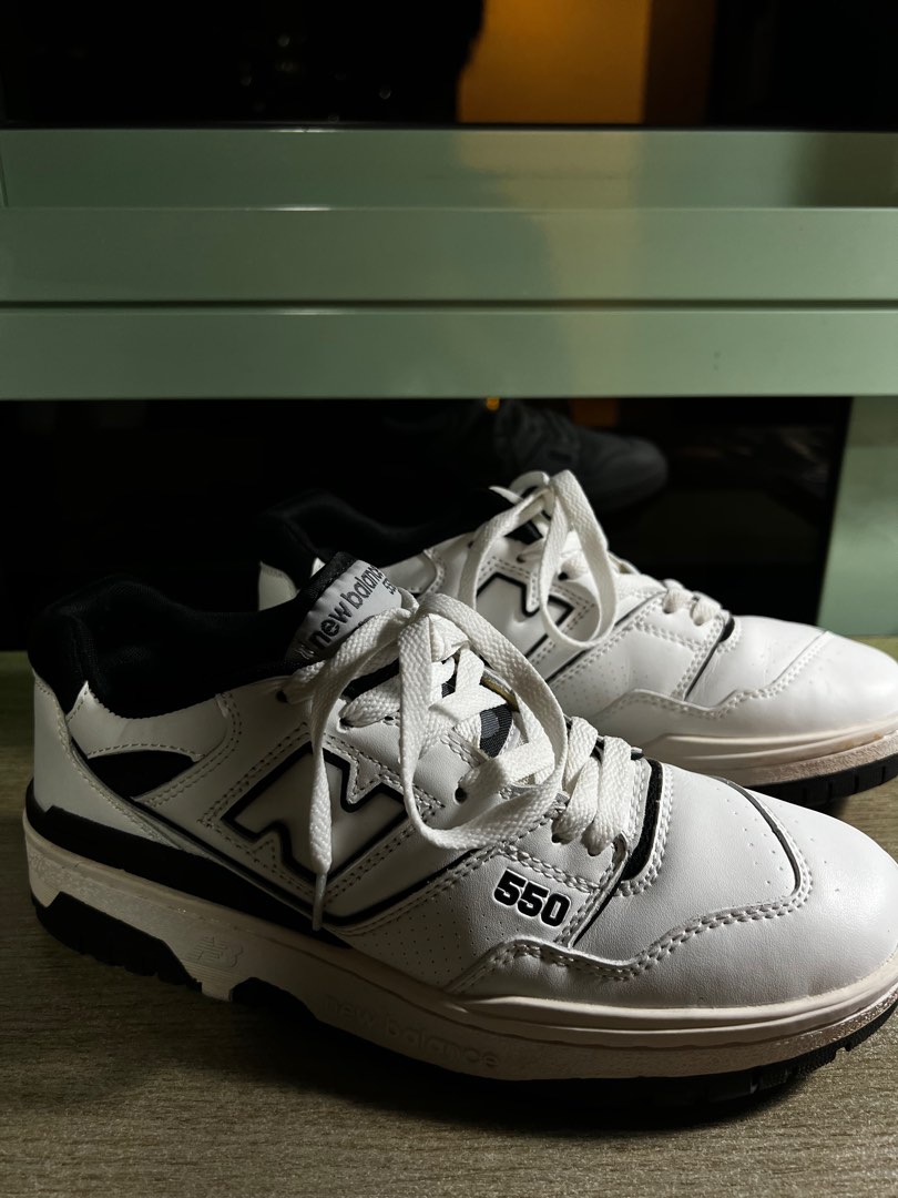 New Balance 550 White with Black Unisex US7 Men s Fashion