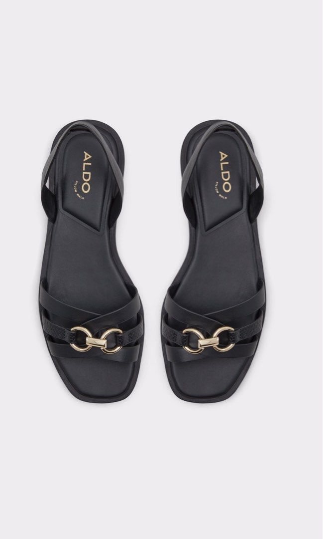 Aldo leather discount flip flops