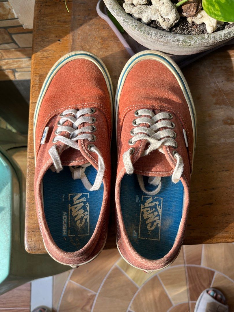 Vans store authentic rust