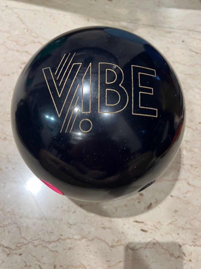 Vibe Hammer Bowling Ball, Sports Equipment, Sports & Games, Billiards