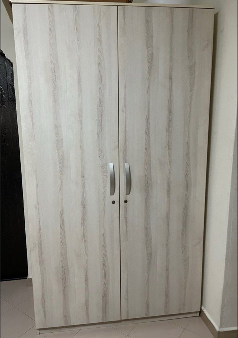 Vhive wardrobe deals