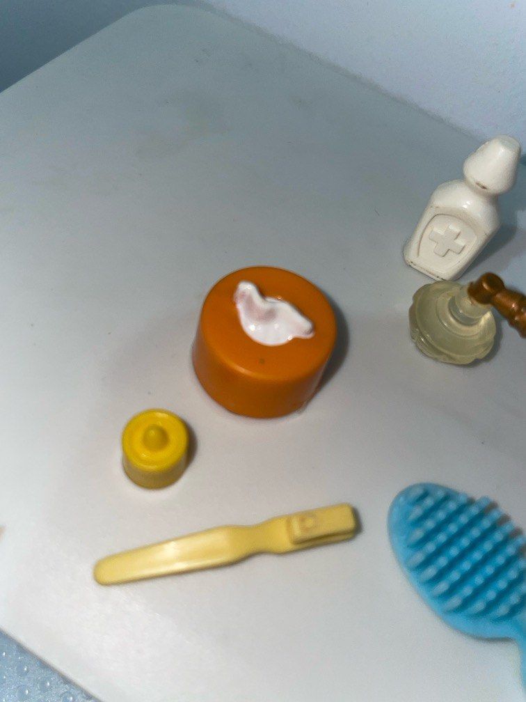 Vintage miniature Barbie bathroom accessories (Category: Kids Toys) located in Marikina City. Submitted by myprelovedcollectibles (Listing ID 1275978074, Image 2). Description: .