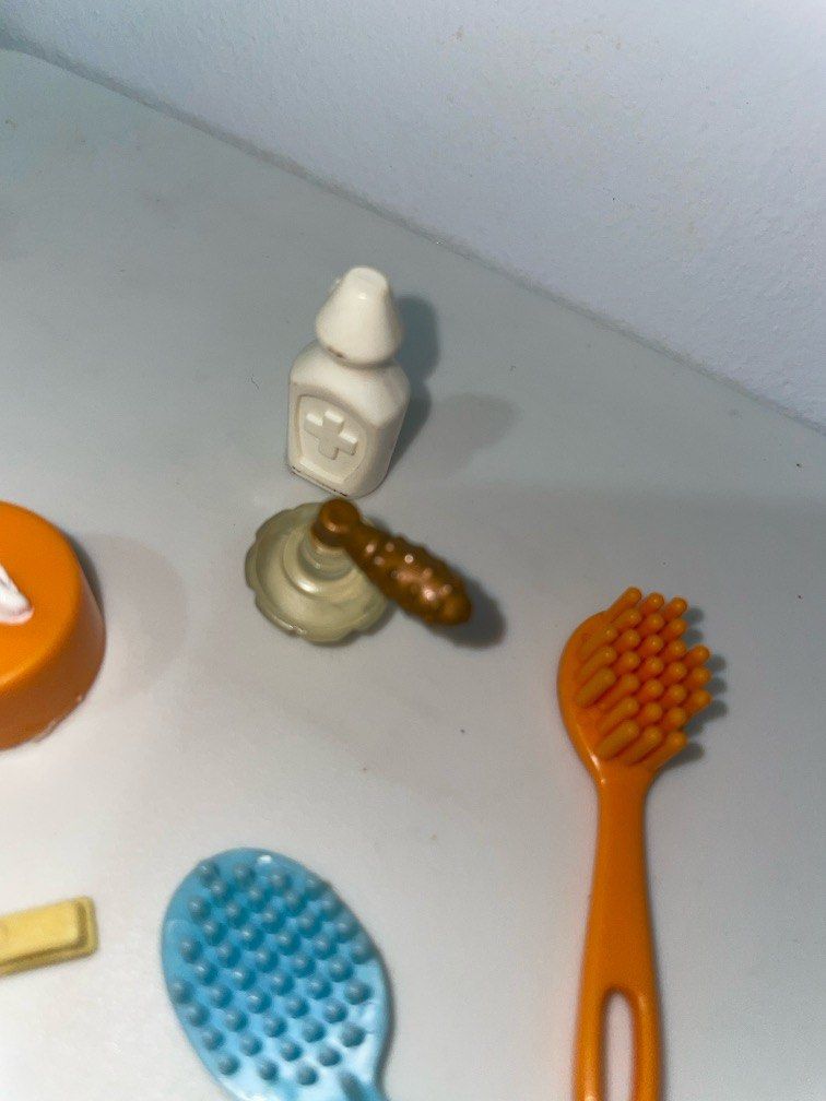 Vintage miniature Barbie bathroom accessories (Category: Kids Toys) located in Marikina City. Submitted by myprelovedcollectibles (Listing ID 1275978074, Image 3). Description: .