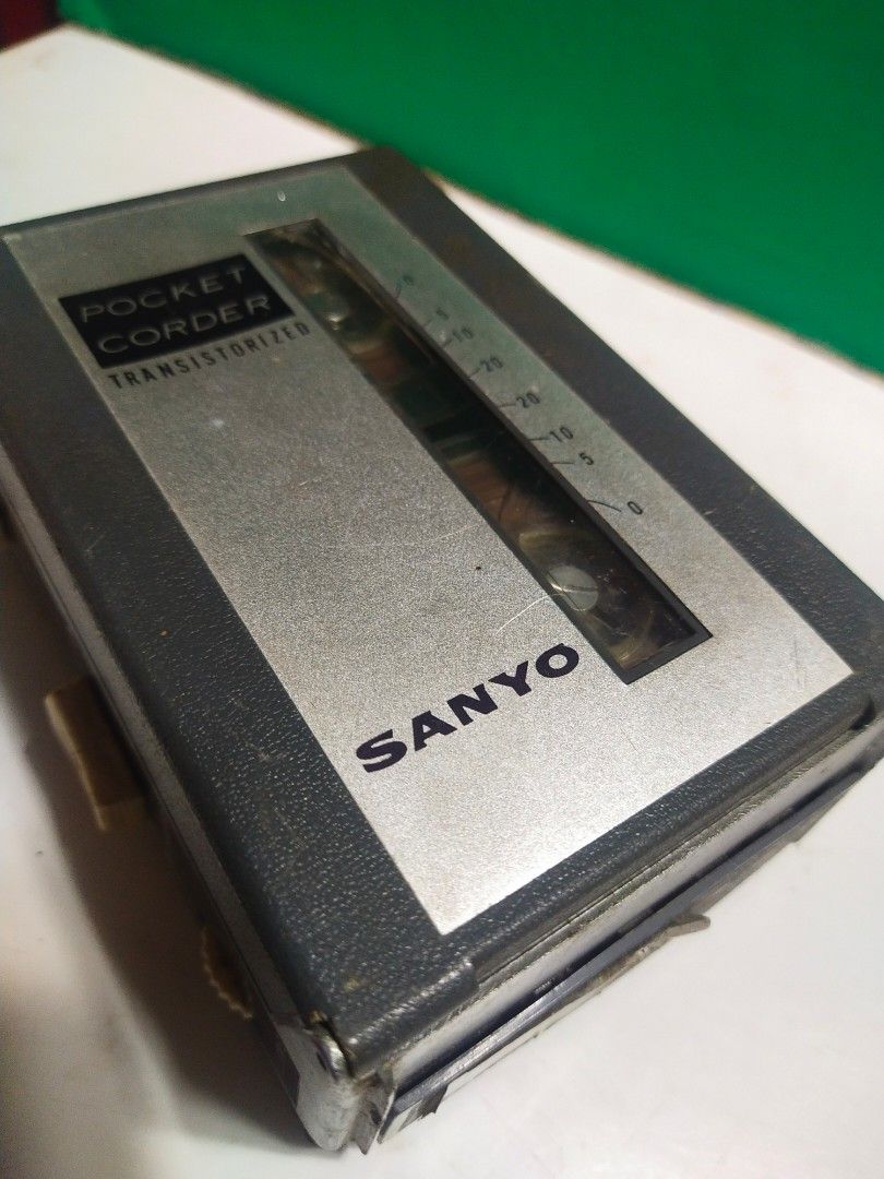 Sanyo M1012A Kassette Recorder Walkman Rarität (Gebraucht) in