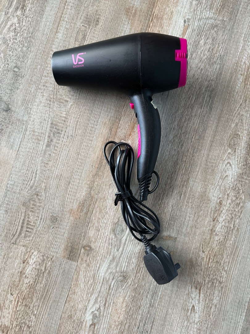 Vs sassoon deals 3q digital straightener