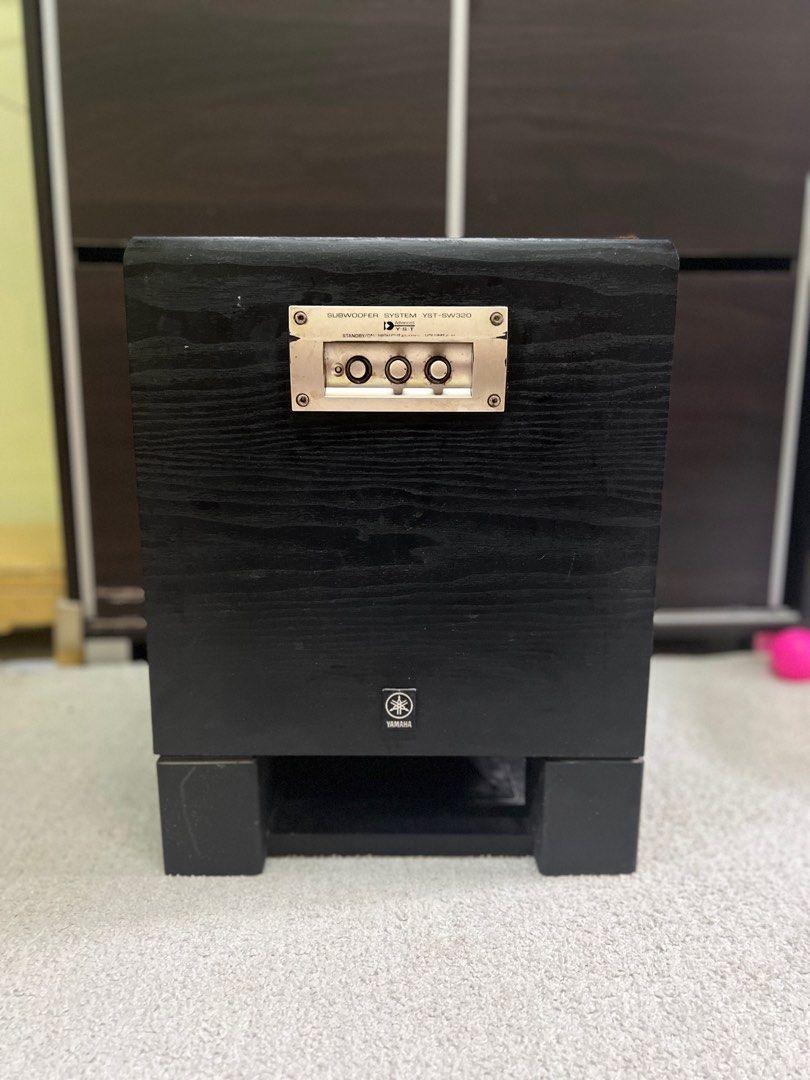Yamaha clearance sw320 subwoofer