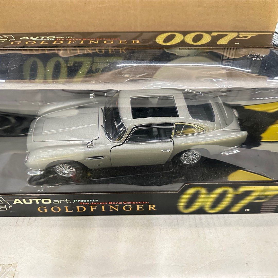 1/18 Autoart Aston Martin DB5 007 Gold Finger, 興趣及遊戲, 玩具 