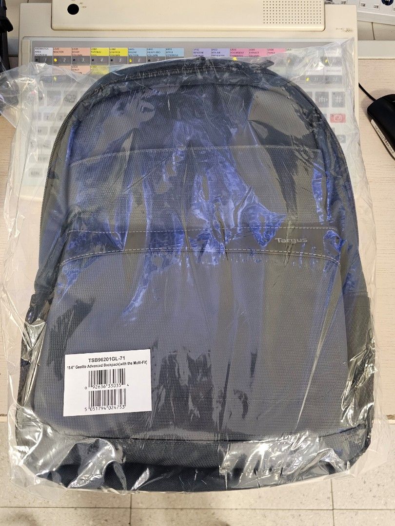 15.6 Geolite Tech, Backpack(with Carousell & Accessories, Advanced Parts Multi-Fit, Laptop on the Bags & Sleeves & Computers