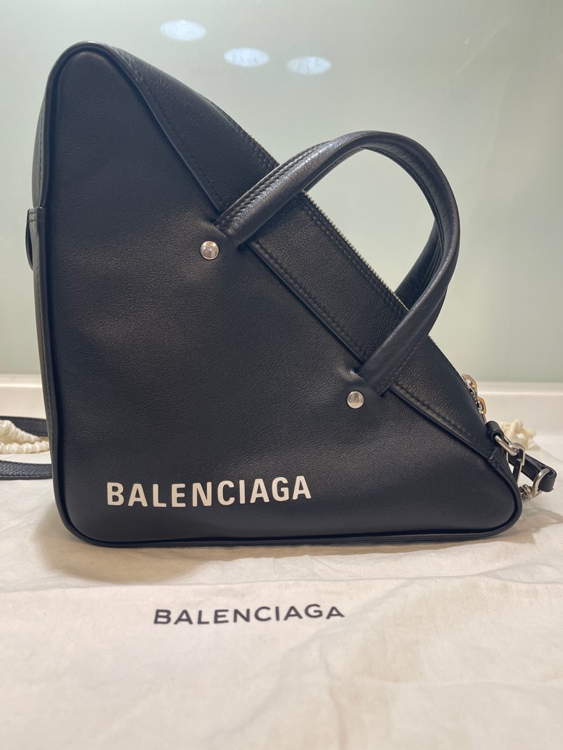 9.5 Balenciaga Triangle Duffle S Black